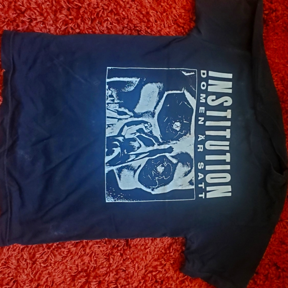 INSTITUTION t-shirt small punk totalitar